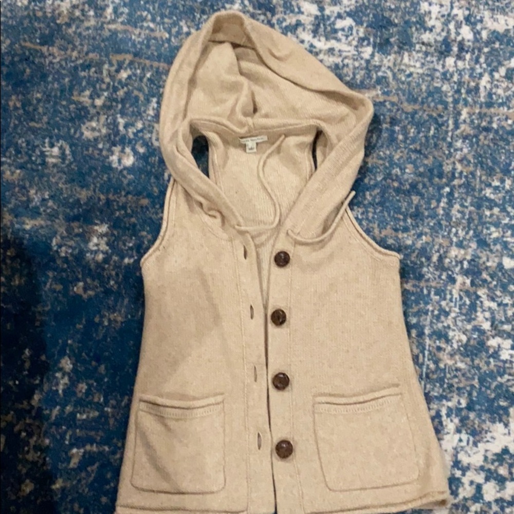 Banana Republic Cream Hooded Sweater Vest